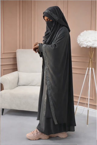 Modern Open-Front Silhouette with Intricate Bordering